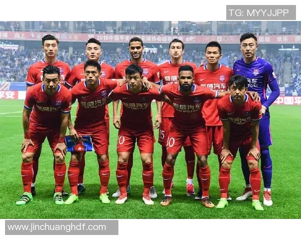 重庆足球队的节奏变化与战术调整对球队表现的影响分析