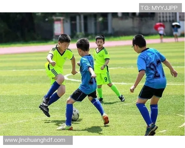 南京足球队配合策略分析与战术优化探讨